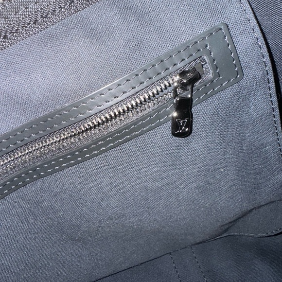 Keepall 55 Bandoliere Travel Bag - Picture 9 of 10